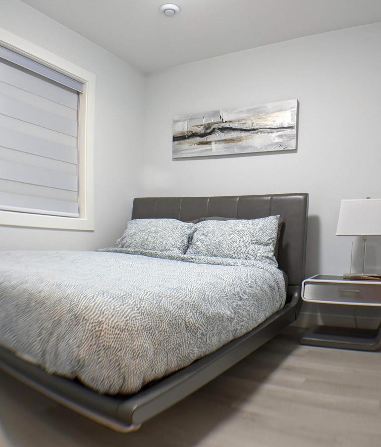 Modern & Luxurious Suites In Съри Екстериор снимка