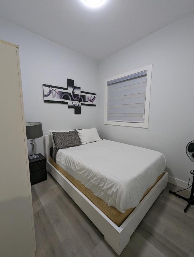 Modern & Luxurious Suites In Съри Екстериор снимка