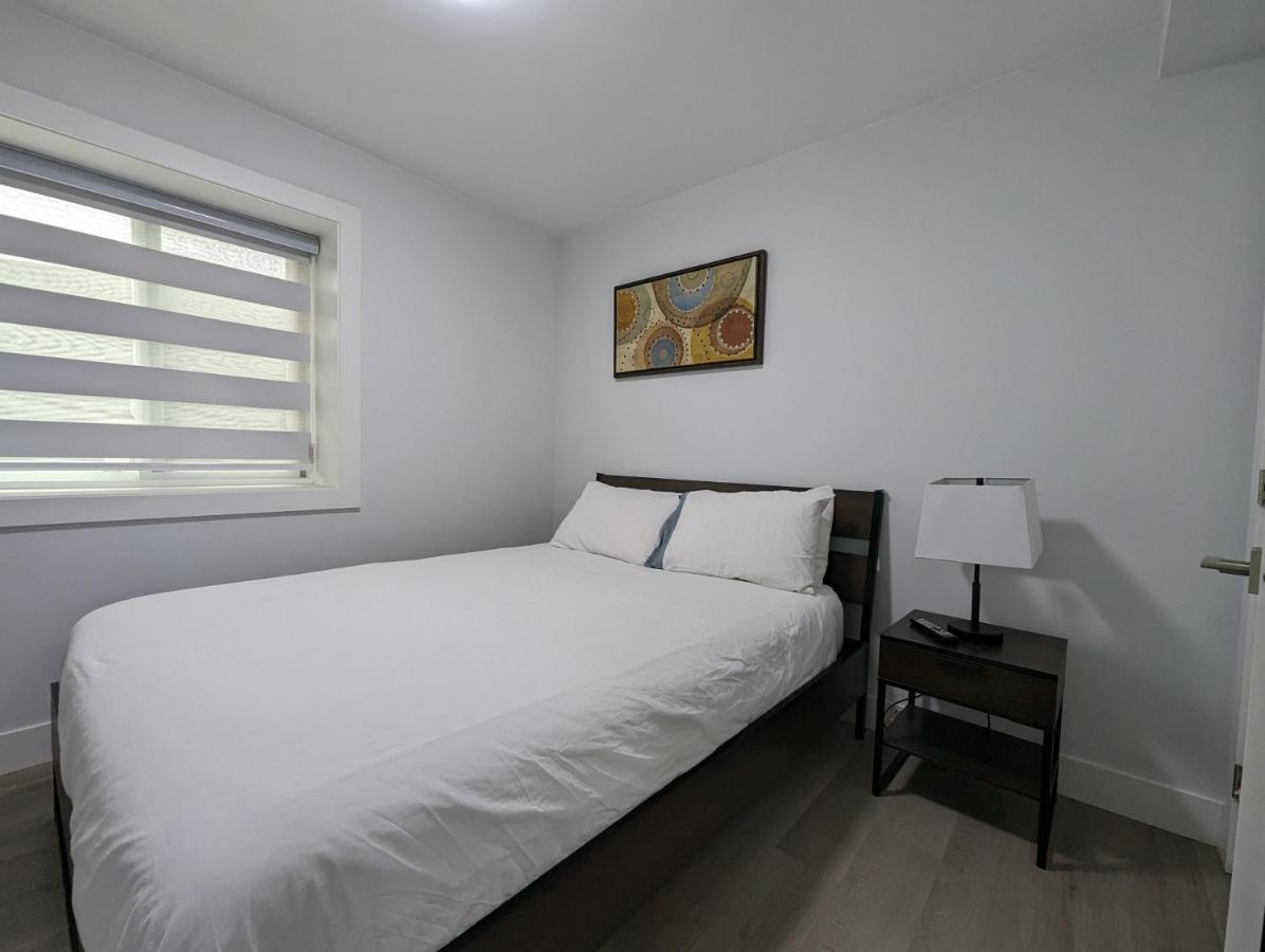 Modern & Luxurious Suites In Съри Екстериор снимка