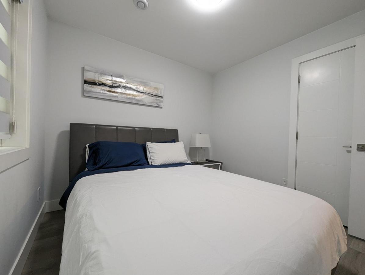 Modern & Luxurious Suites In Съри Екстериор снимка